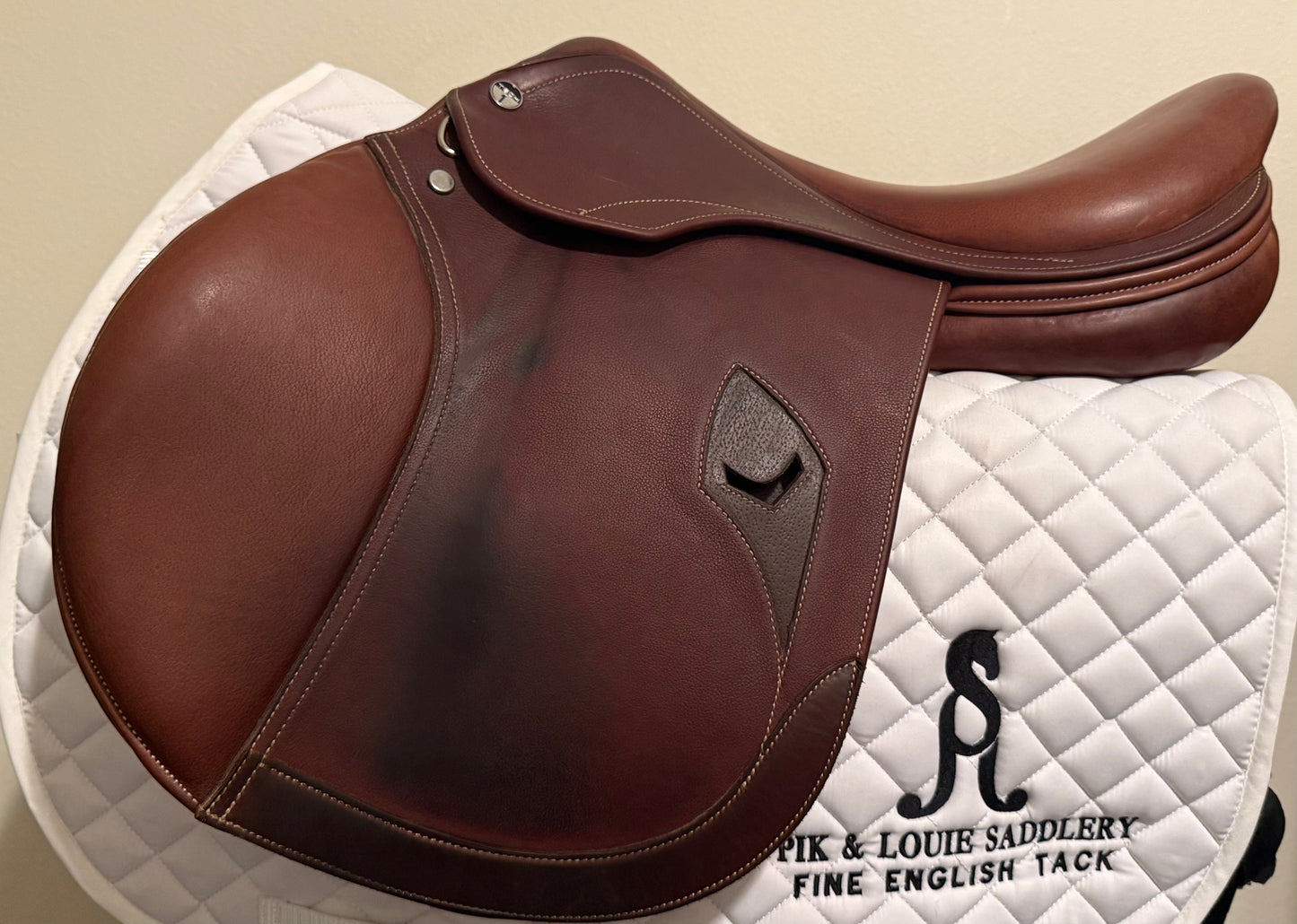 17 - 2021 Tech 1 by Erreplus, Forward Flap, Standard Length, 33cm Tree - Excellent Condition