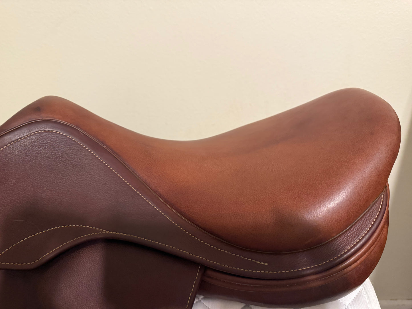 17 - 2021 Tech 1 by Erreplus, Forward Flap, Standard Length, 33cm Tree - Excellent Condition