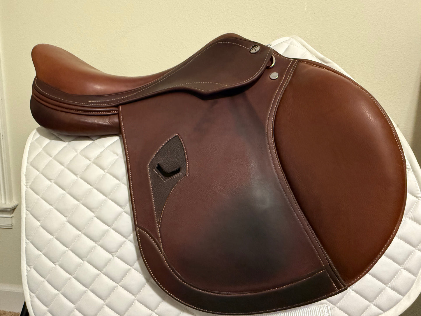 17 - 2021 Tech 1 by Erreplus, Forward Flap, Standard Length, 33cm Tree - Excellent Condition
