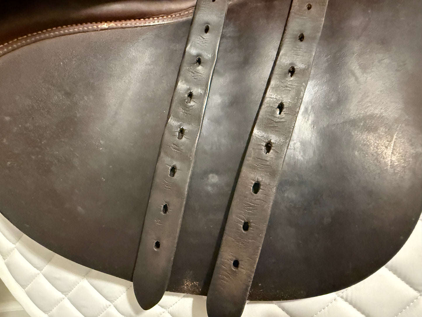 18 - 2007 Butet “P” Seat Premium, 2.25 Flap, Extra Wide