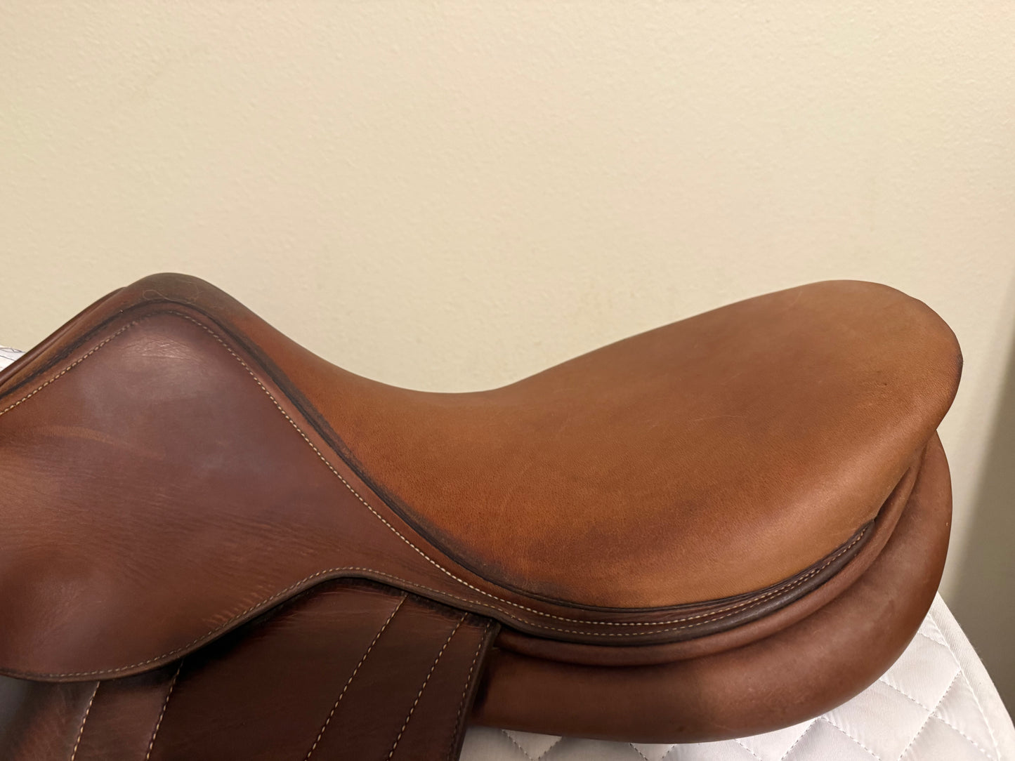 18 - 2007 Butet “P” Seat Premium, 2.25 Flap, Extra Wide