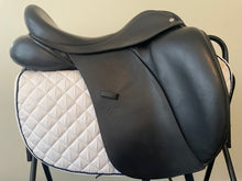 Dressage Saddle Steffen's Advantage Custom Saddlery 