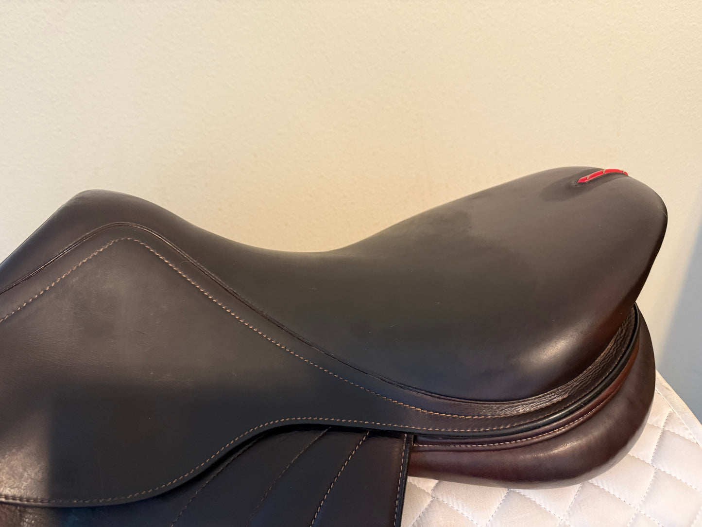 17.5 - 2022 Equipe EK Allegra, Normal Flap, Wide Tree (+1.5)