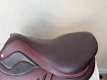 17.5” - 2025 Devoucoux Biarritz Lab, 2A Flap, 4.75” Dot to Dot