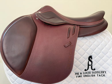 17.5” - 2025 Devoucoux Biarritz Lab, 2A Flap, 4.75” Dot to Dot