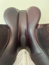 CWD SE02 17.5" 2C 4.75" Saddle