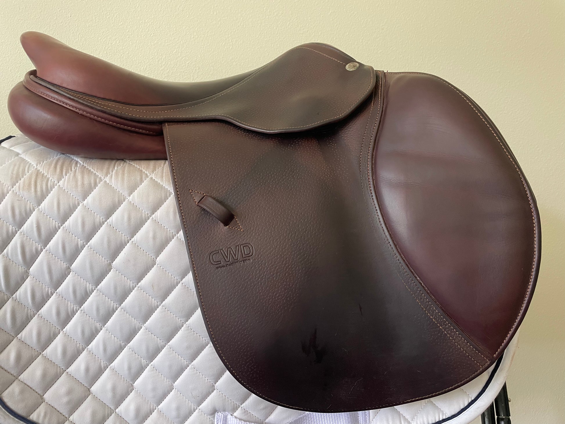 CWD Saddle SE01 17" 2L