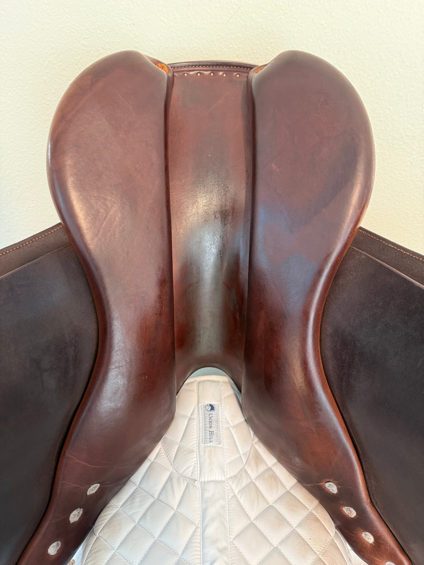17 - 2024 Bruno Delgrange Athena, 4X Flap, Medium Tree, Exceptional Condition