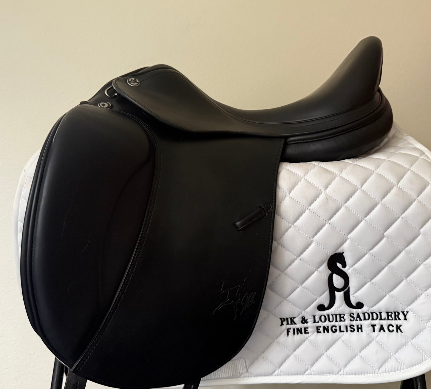 17 - 2021 Prestige X-Helen Dressage, Normal Flap, 33cm Tree - Pristine Condition!!!