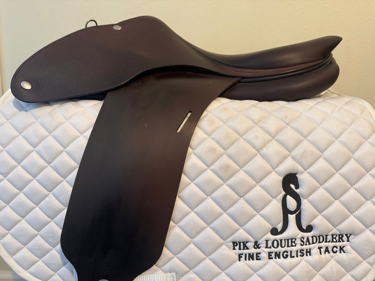 17.5 - 2024 Butet Practice Saddle, Standard Tree - Demo Condition