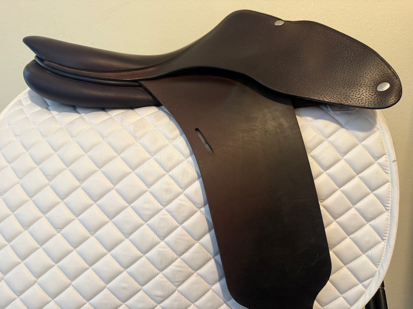 17.5 - 2024 Butet Practice Saddle, Standard Tree - Demo Condition