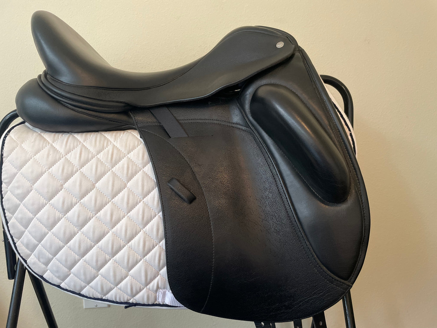 Custom Saddlery Wolfgang Omni Monoflap 17.5"