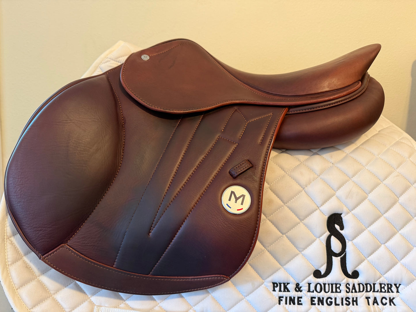 16.5 - 2023 Meyer Act 2, Standard Tree, Calf - Exceptional Condition