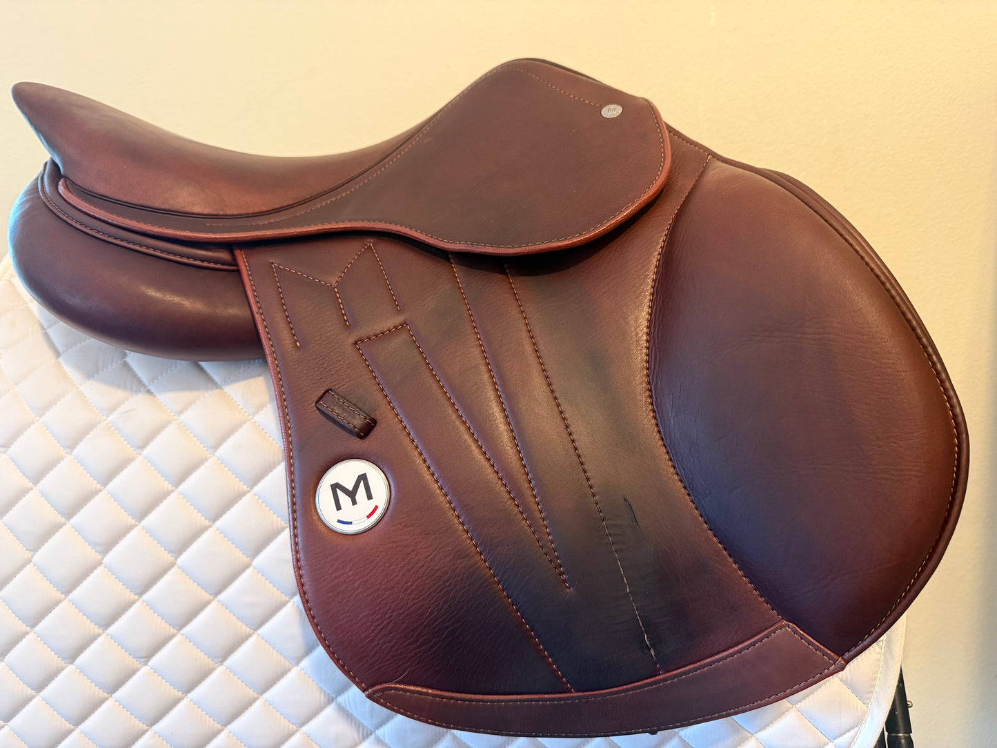 16.5 - 2023 Meyer Act 2, Standard Tree, Calf - Exceptional Condition