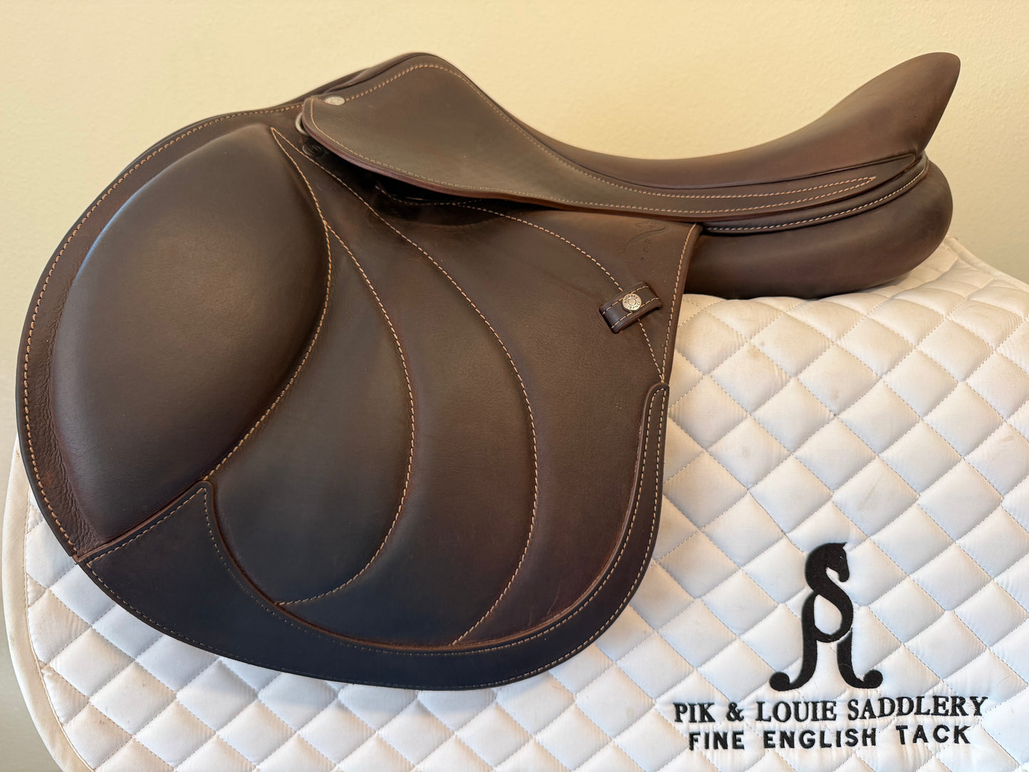 18 - 2020 Antares Comfort 2, 2N Flap, Full Buffalo - Excellent Condition