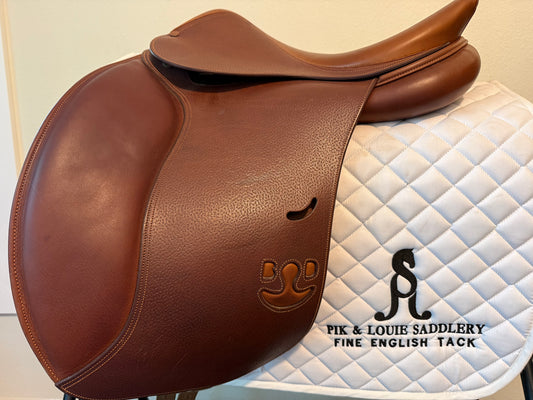 16.5 - Bruno Delgrange Virtuose Dressage Saddle - New Condition