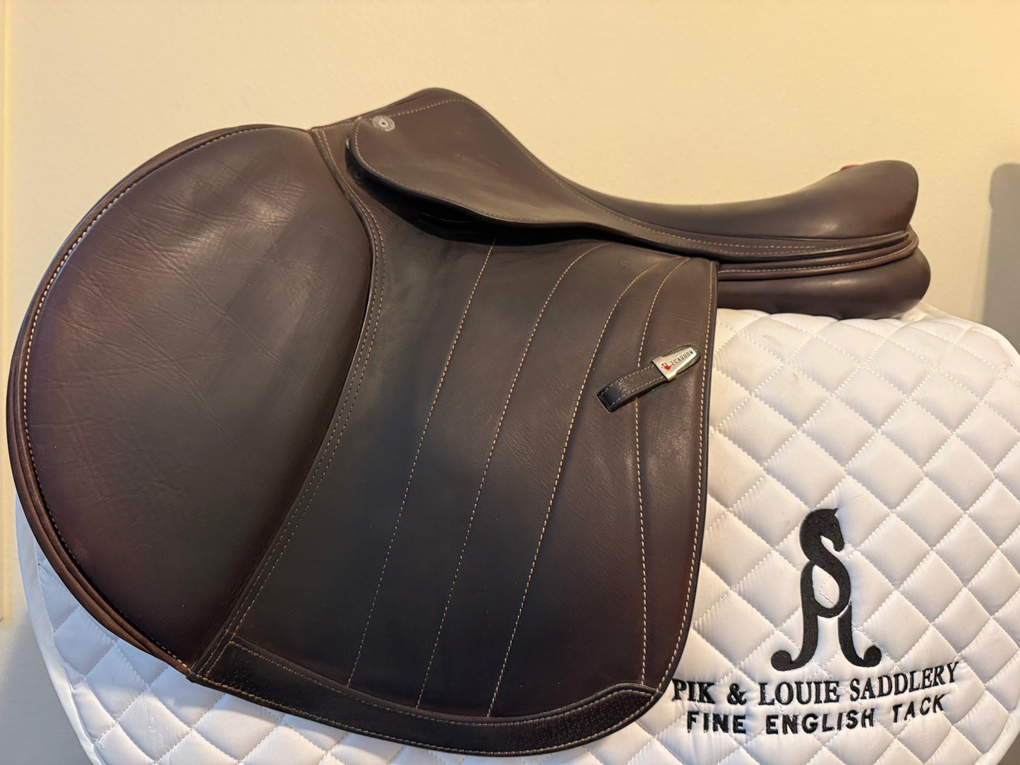 17.5 - 2024 Equipe Special One, SW Flap, Medium Tree and Panel - Very Nice