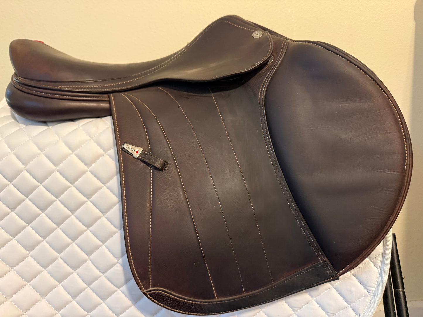17.5 - 2024 Equipe Special One, SW Flap, Medium Tree and Panel - Very Nice