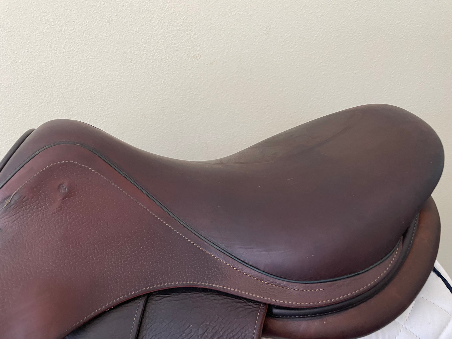 16.5 - 2015 Devoucoux Chiberta Junior, 0A Flap, 5” Dot-to-Dot, Buffalo Leather - Nice Condition