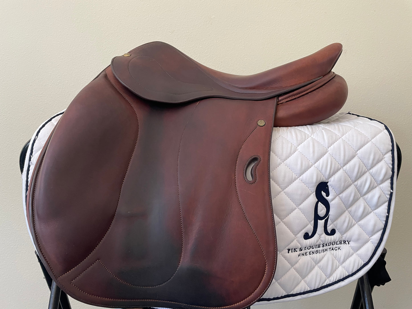 17" Delgrange Dressage Saddle Brown