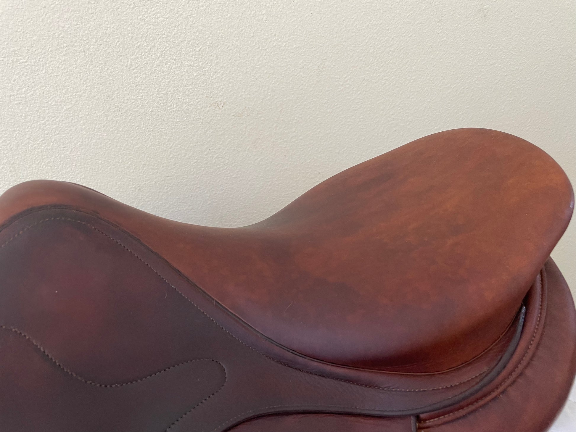 17" Delgrange Dressage Saddle Brown