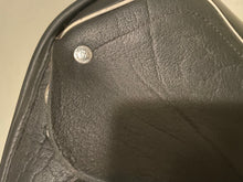 18.5 - Custom Saddlery Custom Advantage R Dressage Saddle- Excellent Condition