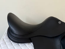 17 - 2021 Prestige Helen Dressage with X-Technology, 33cm Adjustable Tree - DEMO Condition (Barely Used)
