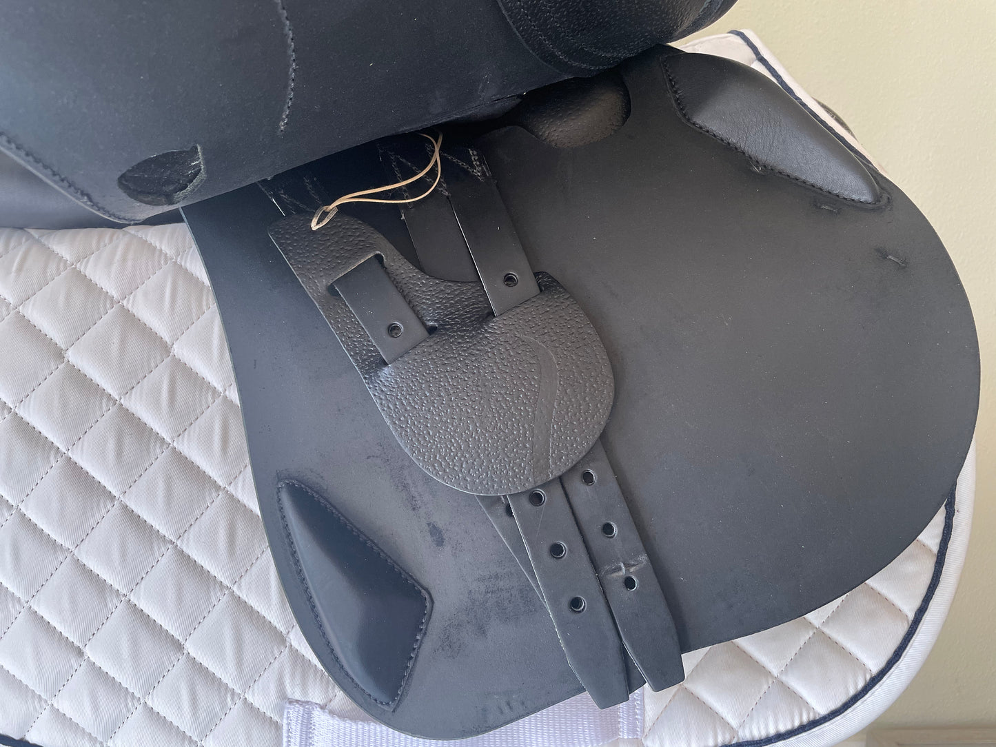 Antares Connexion Saddle 17.5" Black