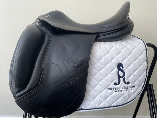 17" Prestige Dressage Saddle X-Breath