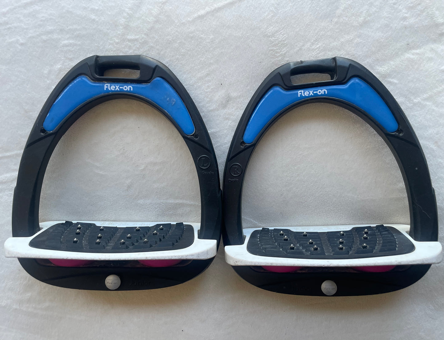 Flex-On Junior Stirrups, Angled - Very Nice